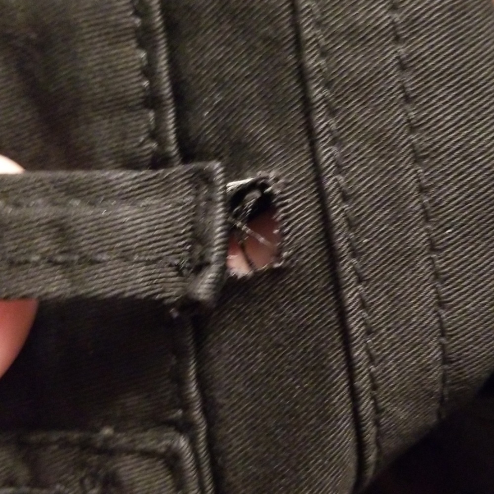 Request jeans with studs - Picture 5 of 5